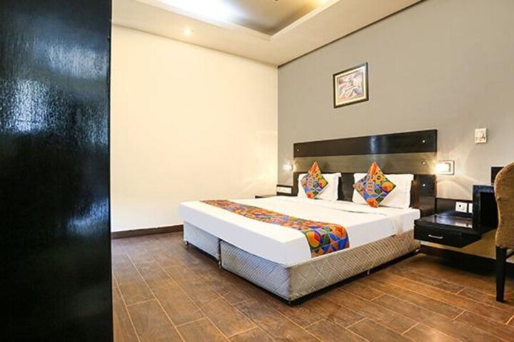 Room 20 of 40