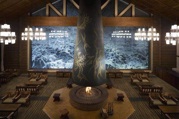 Hotel Lobby