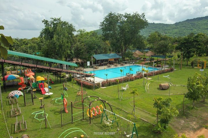 Pool 99 of 151