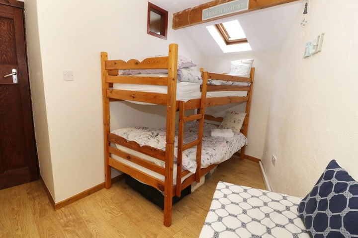 Room 3 of 13