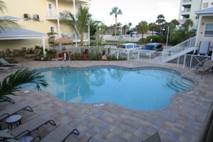Pool 127 of 159