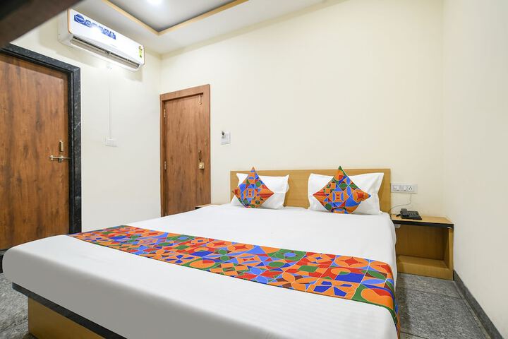 Room 14 of 29