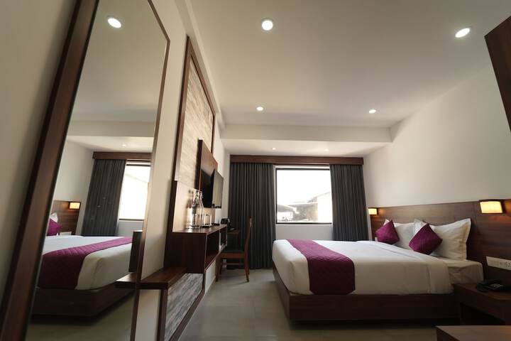 Room 3 of 18