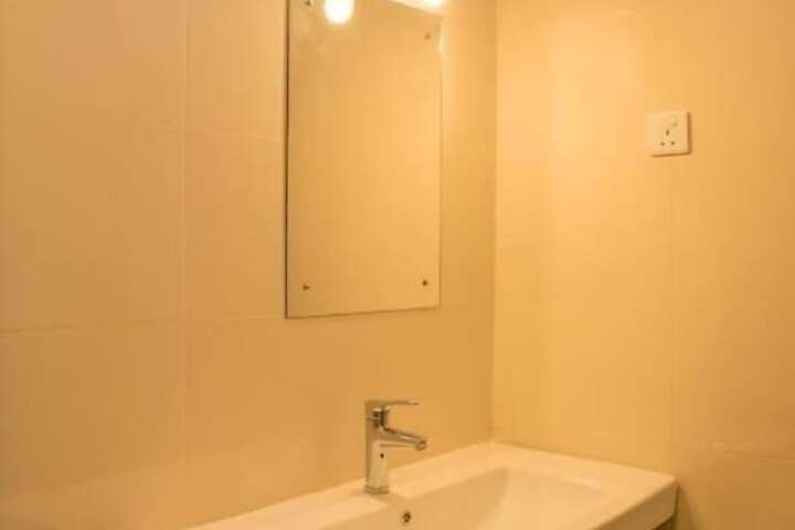 Room 28 of 55