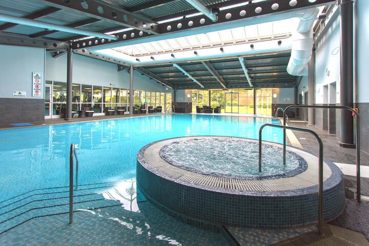 Pool 103 of 143
