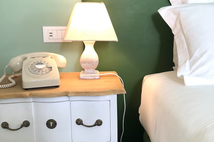 Room 22 of 81
