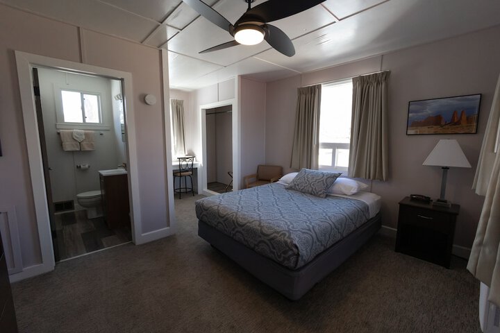 Room 5 of 45