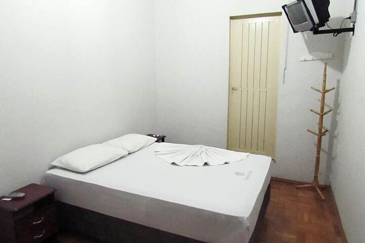 Room 13 of 52