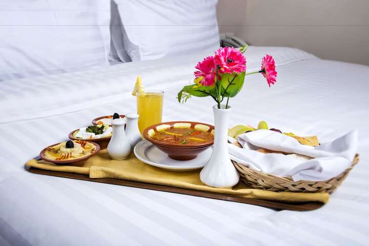 Breakfast/Coffee Service 16 of 24