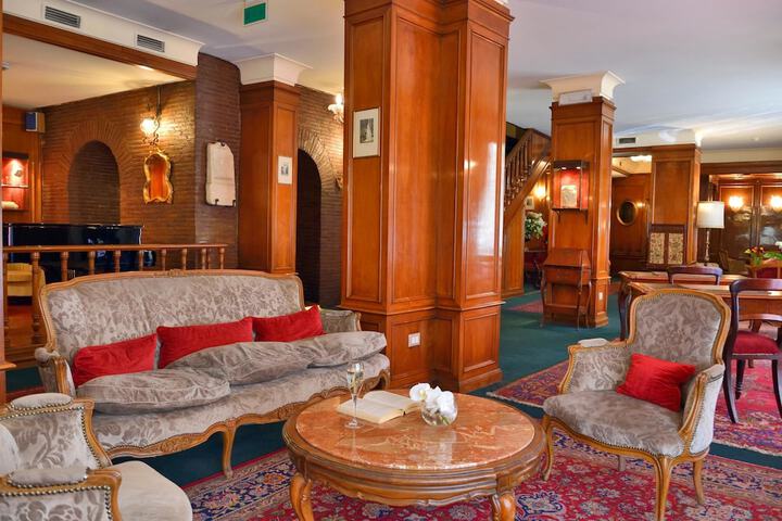 Hotel Lobby