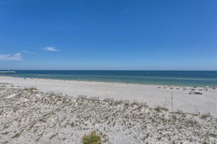 Beach 24 of 86