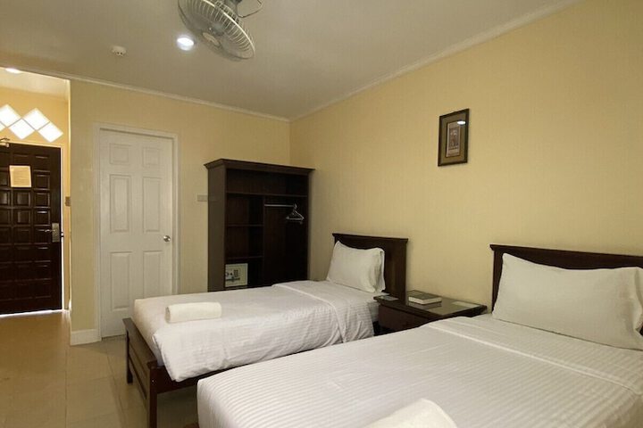 Room 5 of 47