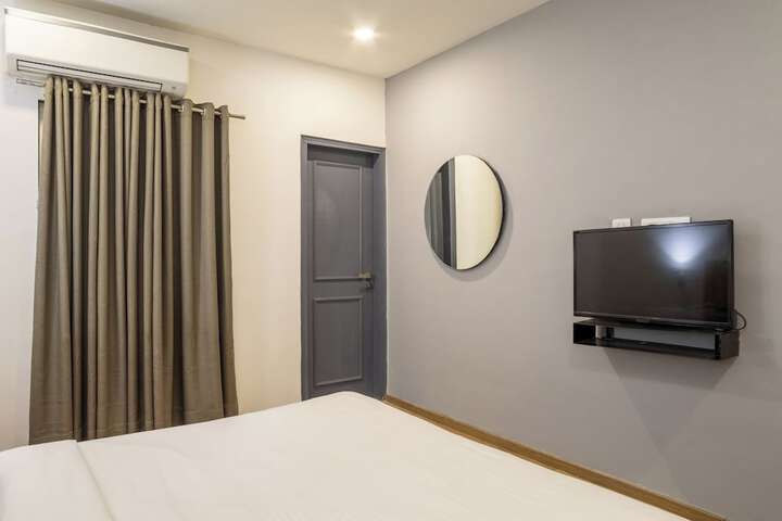 Room 7 of 29