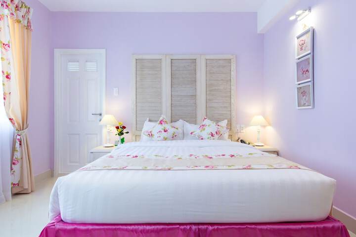 Room 18 of 51