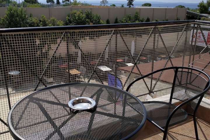 Hotel 5 of 8