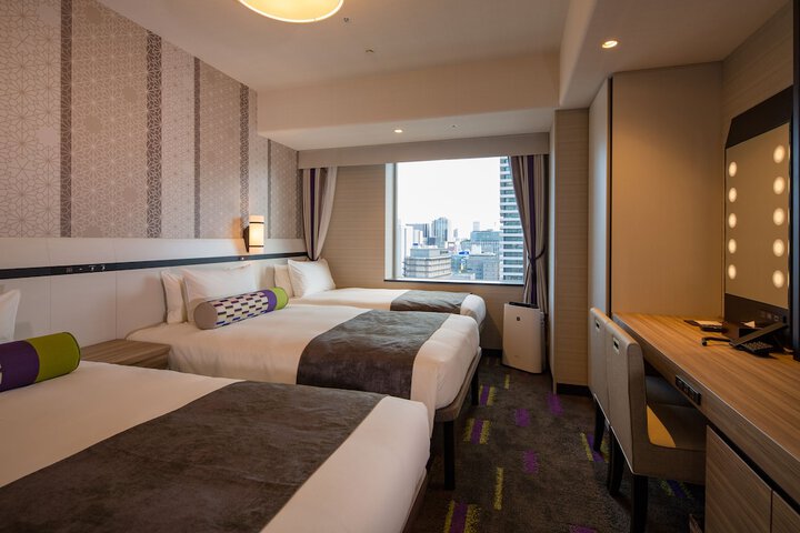 Room 15 of 120