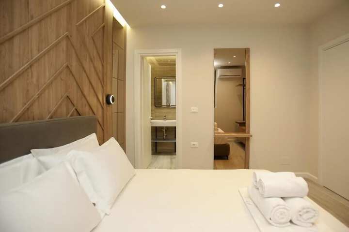 Room 20 of 109