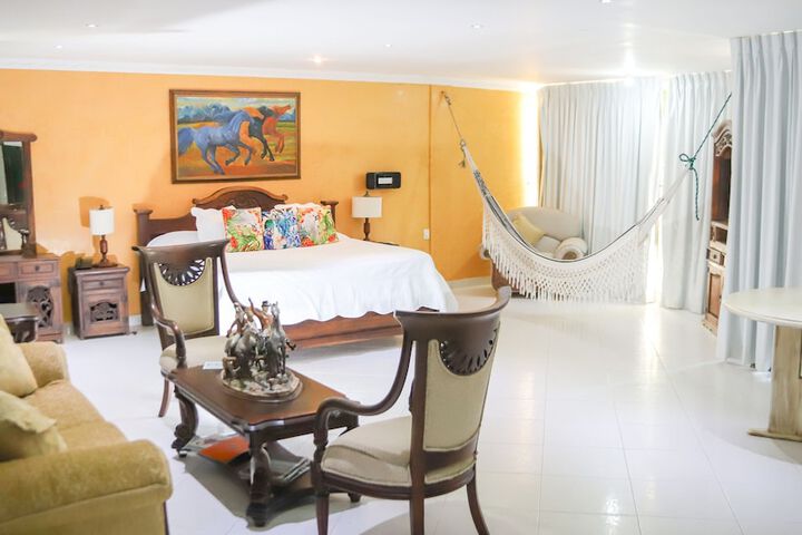Room 5 of 39