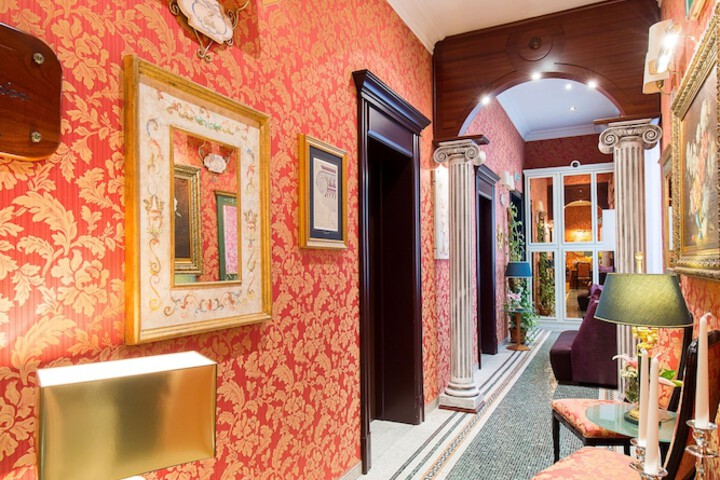 Ballroom/Hall 60 of 88