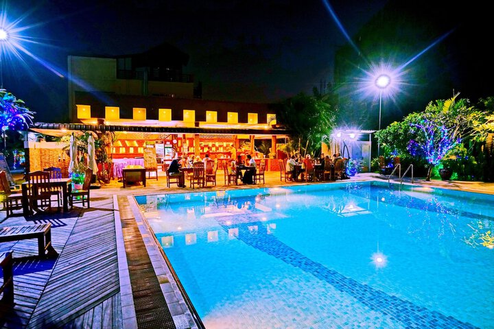Pool 42 of 79