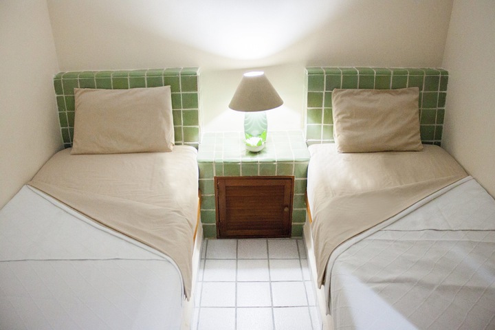 Room 3 of 28