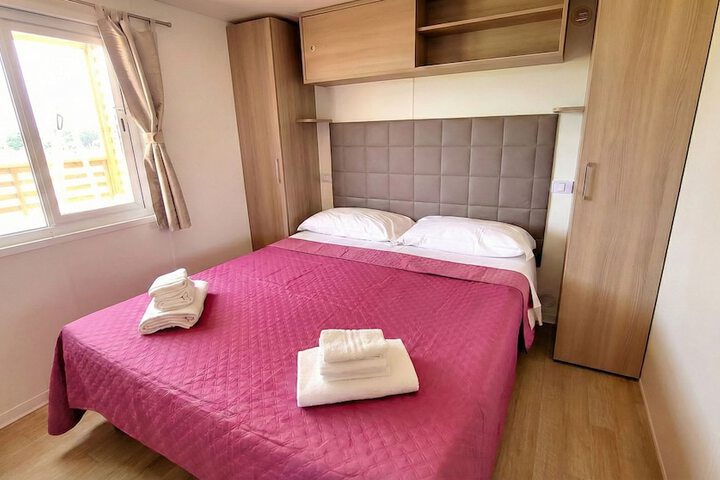 Room 15 of 117