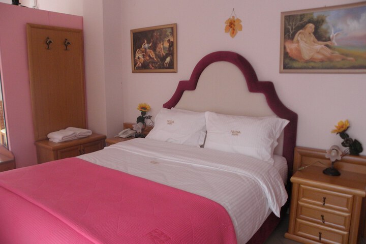 Room 57 of 130