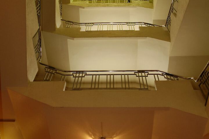 Hotel 2 of 79