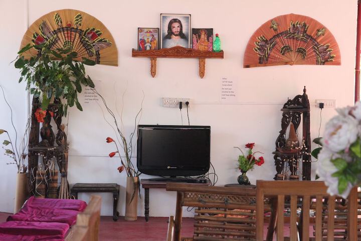 Children's theme room
