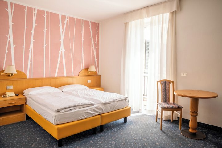 Room 75 of 115