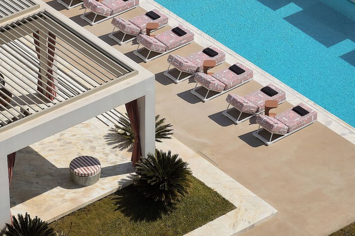 Pool 64 of 116