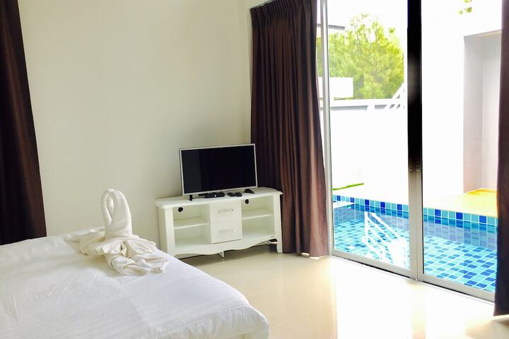 Room 21 of 138
