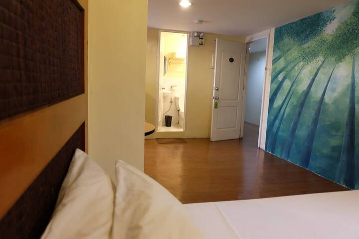 Room 20 of 89