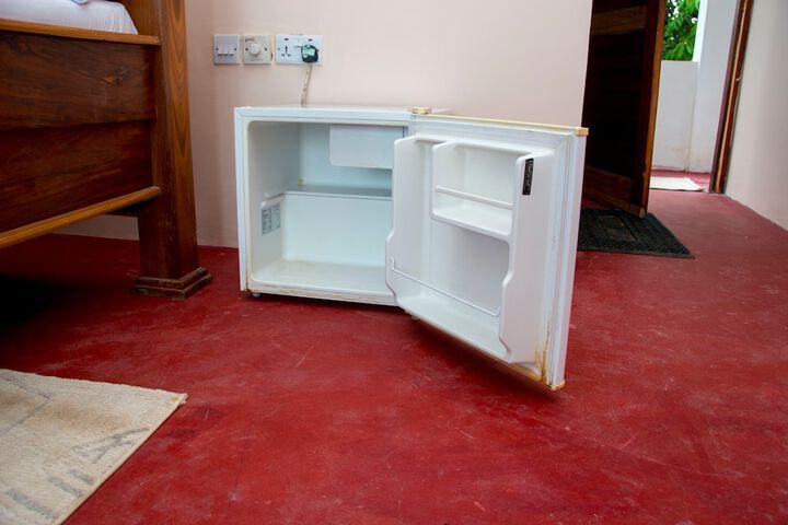 Room 6 of 19