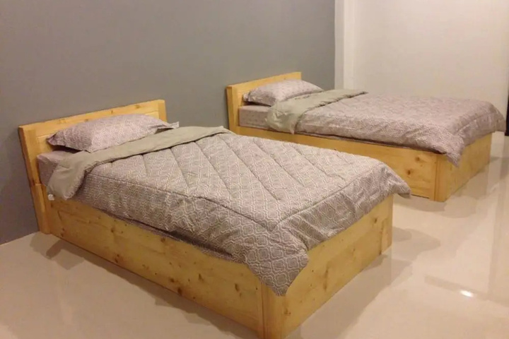 Room 2 of 15