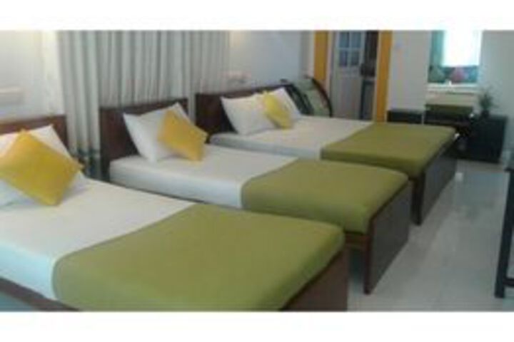 Room 15 of 25