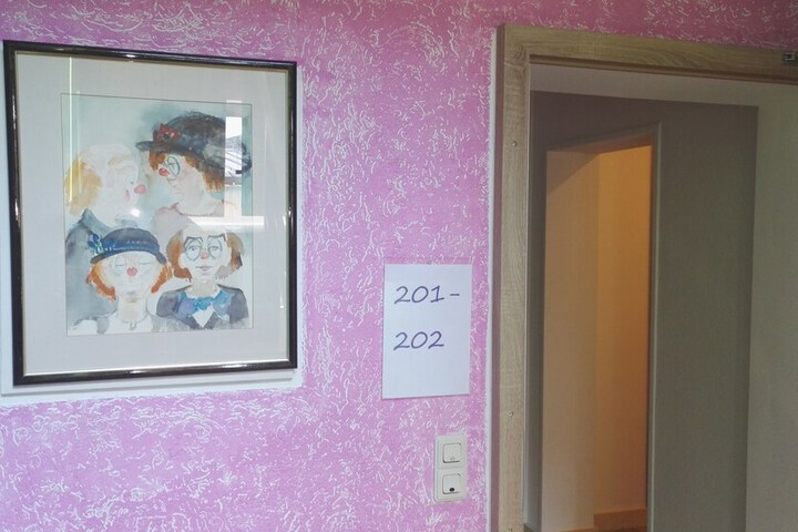 Ballroom/Hall 45 of 48