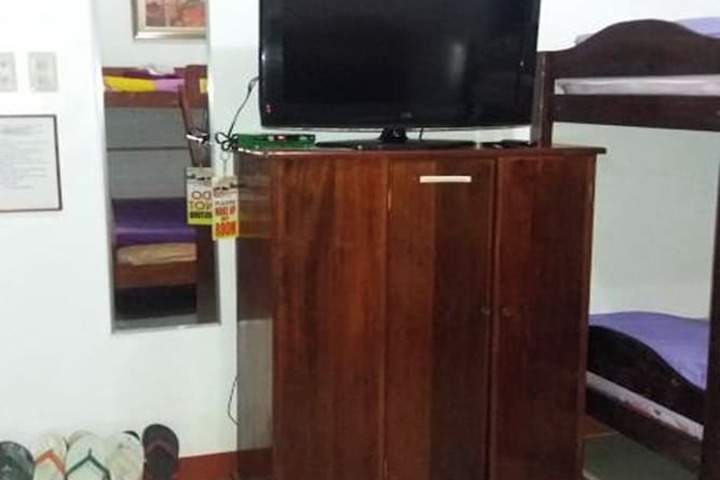 Room 7 of 91