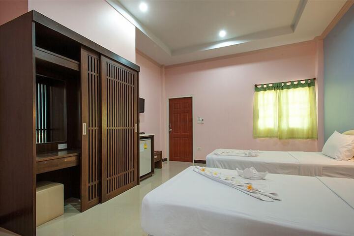 Room 12 of 56