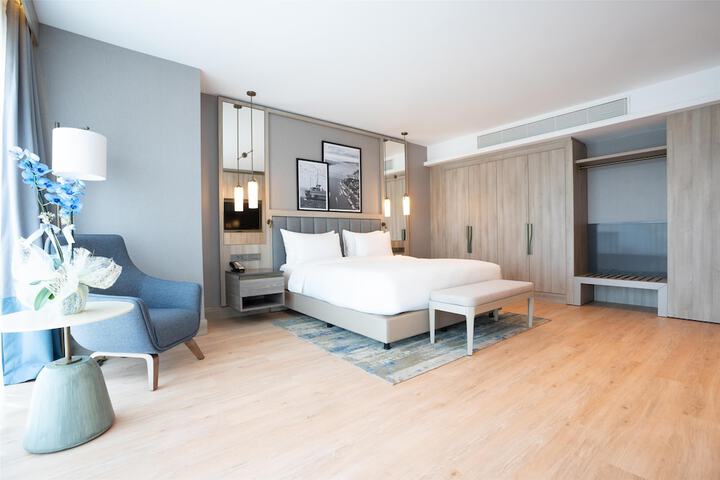 Room 21 of 85