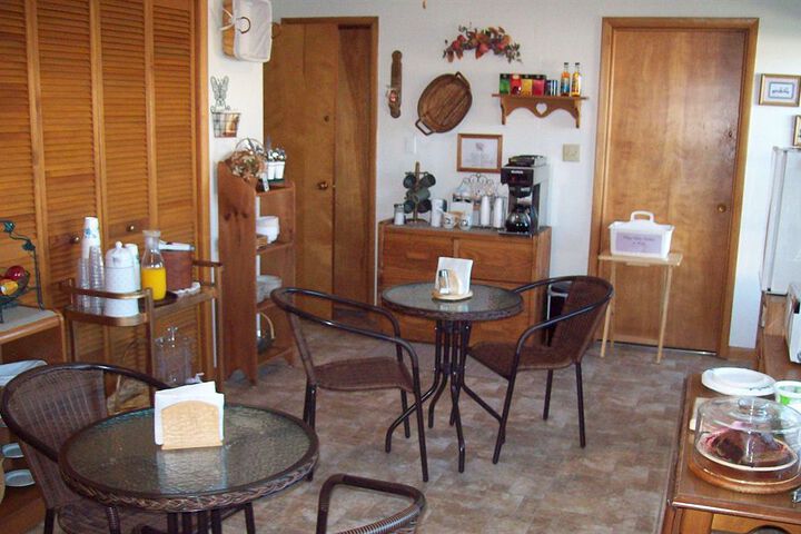 Breakfast/Coffee Service 16 of 21