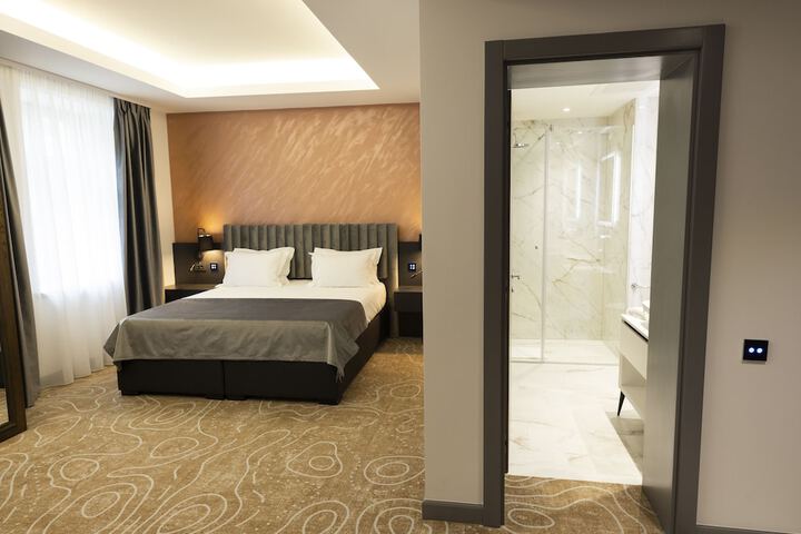 Room 18 of 57