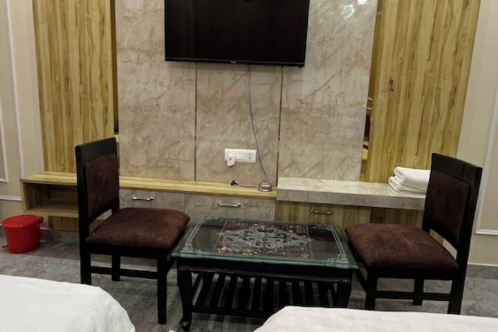 Room 45 of 73