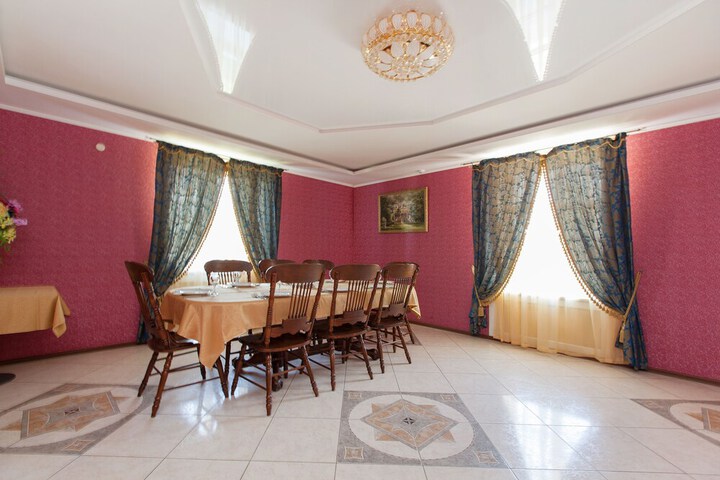 Dining Photos