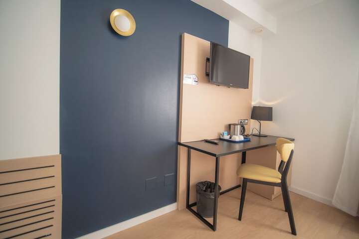 Room 32 of 118