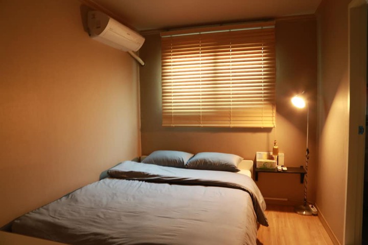 Room 13 of 52