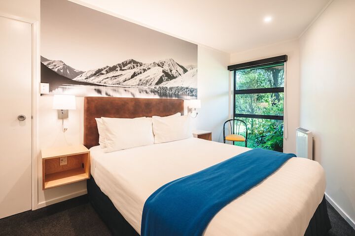 Room 10 of 47