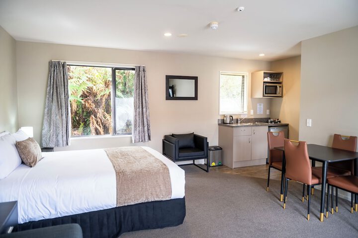 Room 20 of 44
