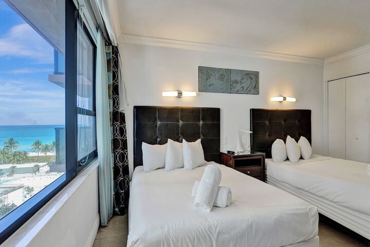 Room 208 of 723