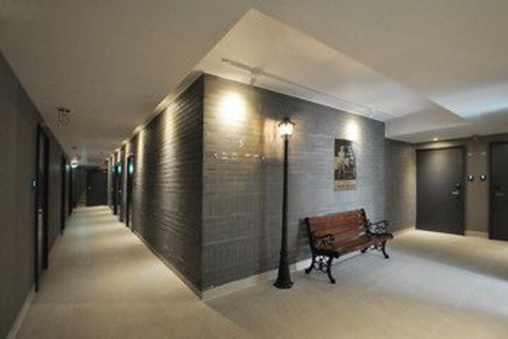 Ballroom/Hall 50 of 76
